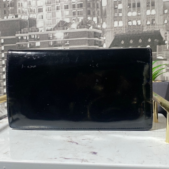 Authentic Chanel CC Patent Leather Wallet - Picture 7 of 17